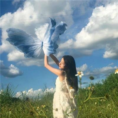 街拍现场实拍：网红圈表情包火出圈，网友笑疯